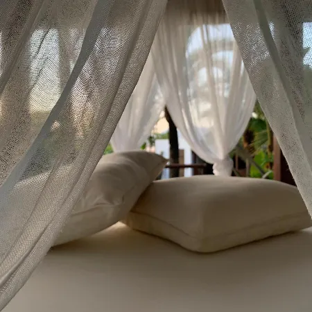 Bed & Breakfast Kharisma