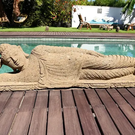 Bed & Breakfast Kharisma